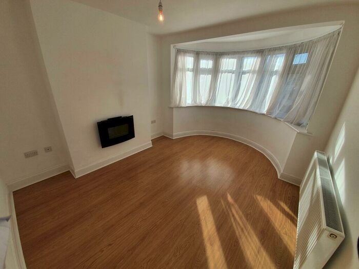3 Bedroom Property To Rent In Ravenswood Crescent, HA2