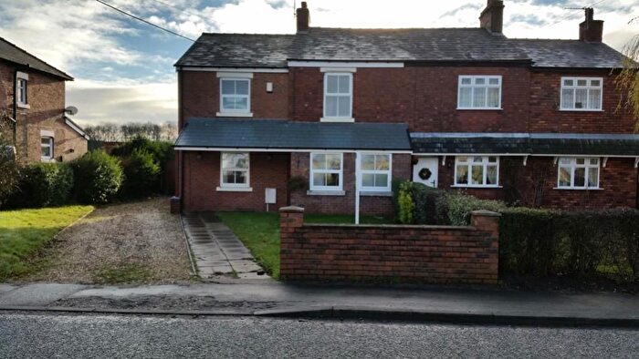 4 Bedroom Semi-Detached House To Rent In Liverpool Road, Bickerstaffe, Lancashire, L39