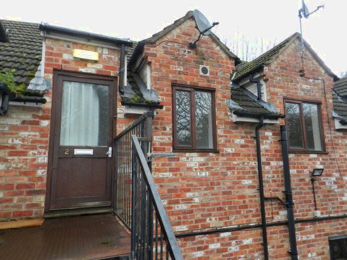 2 Bedroom Flat To Rent In High Street, Byfield, Daventry NN11