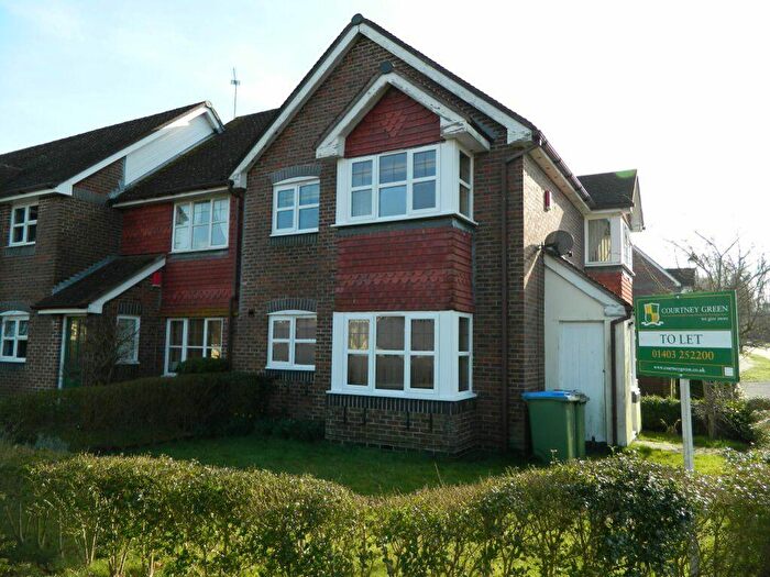 1 Bedroom End Of Terrace House To Rent In Tylden Way, Horsham, RH12