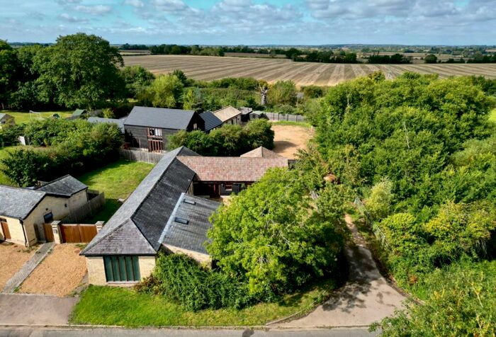 4 Bedroom Detached House For Sale In Roe Hollow, Porch Farm Barns, Warboys Road, Old Hurst, Huntingdon, Cambridgeshire, PE28