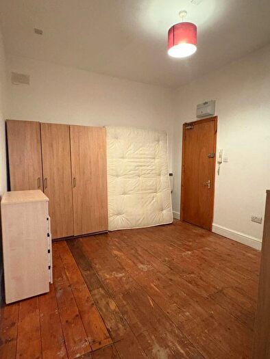 Studio To Rent In Studio, Bryantwood Road, N7
