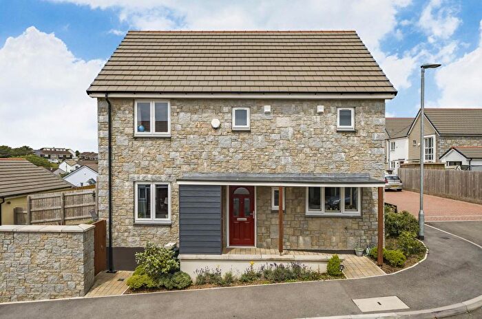 3 Bedroom Semi Detached House For Sale In Helston, Modern Three Bedroom Home, TR13
