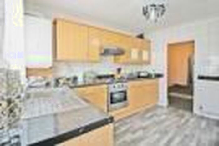 4 Bedroom Terraced House To Rent In Sunningdale Avenue, Barking, IG11