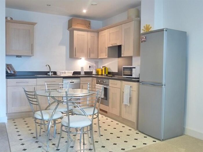 1 Bedroom Apartment To Rent In High Street, Southampton, SO14