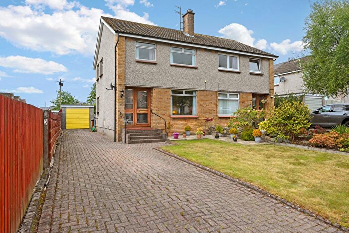 3 Bedroom Semi-Detached House For Sale In Saint Kentigern Road, Penicuik, EH26
