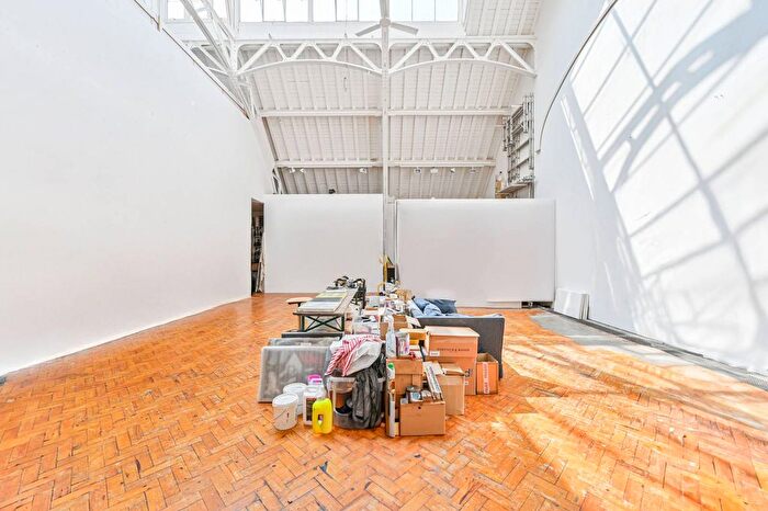 3 Bedroom Property For Sale In The Meridian, Greenwich, London, SE10