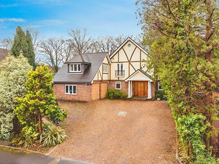 6 Bedroom Detached House For Sale In Howards Wood Drive, Gerrards Cross, SL9
