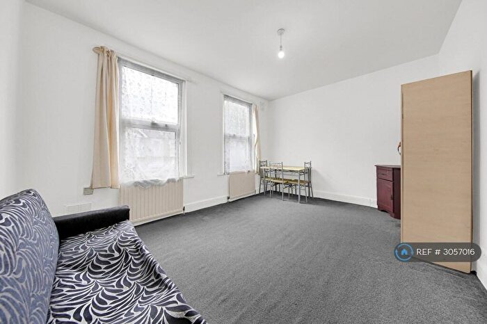 1 Bedroom Flat To Rent In Springfield Road, London, E6