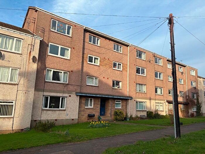 2 Bedroom Flat To Rent In Forrester Park Drive, Carrick Knowe, Edinburgh, EH12