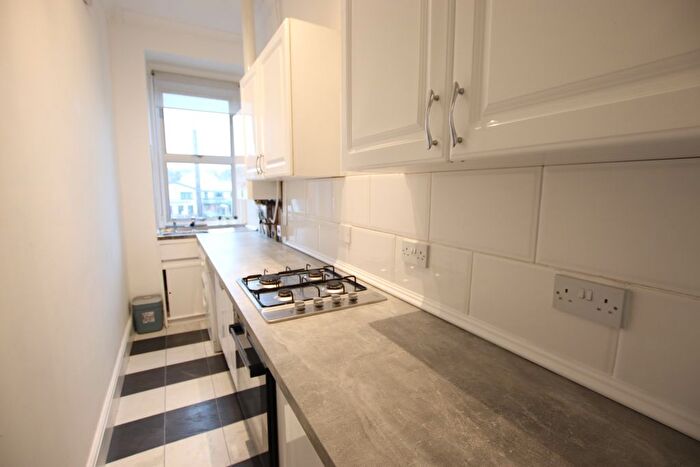 1 Bedroom Flat To Rent In Lyon Street, Dundee, DD4