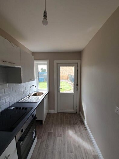 3 Bedroom Semi-Detached House To Rent In Middletune Avenue, Sittingbourne, ME10