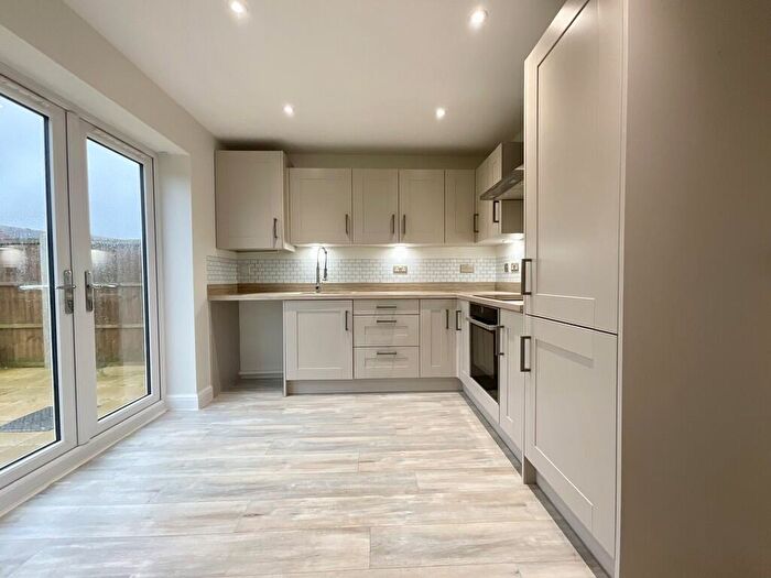 2 Bedroom End Of Terrace House To Rent In Twell Fields, Welton, LN2