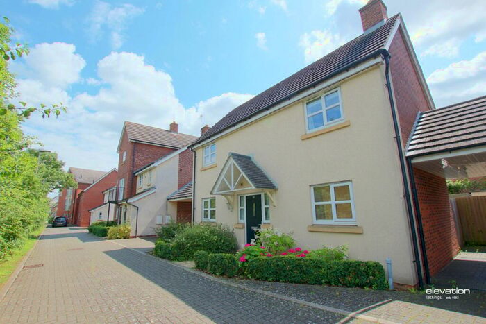 3 Bedroom Link Detached House To Rent In Empress Matilda Gardens, Old Wolverton, Milton Keynes, MK12