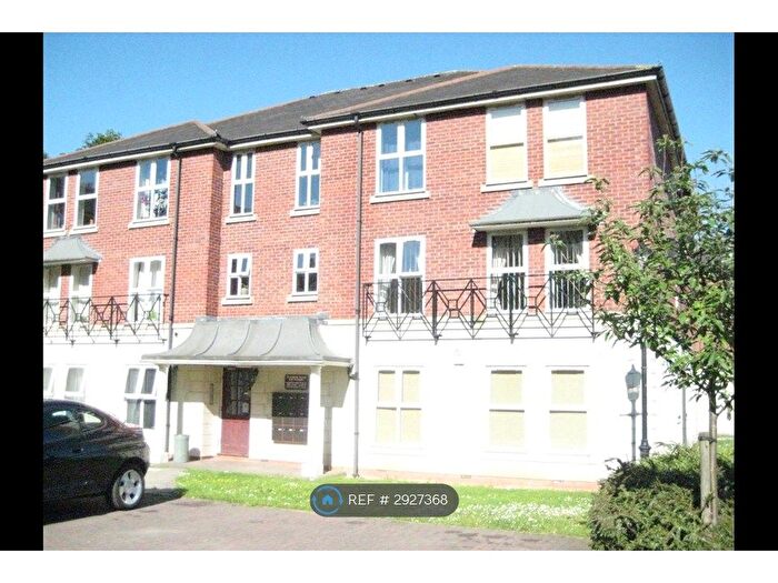 1 Bedroom Flat To Rent In Mariner Avenue, Birmingham, B16