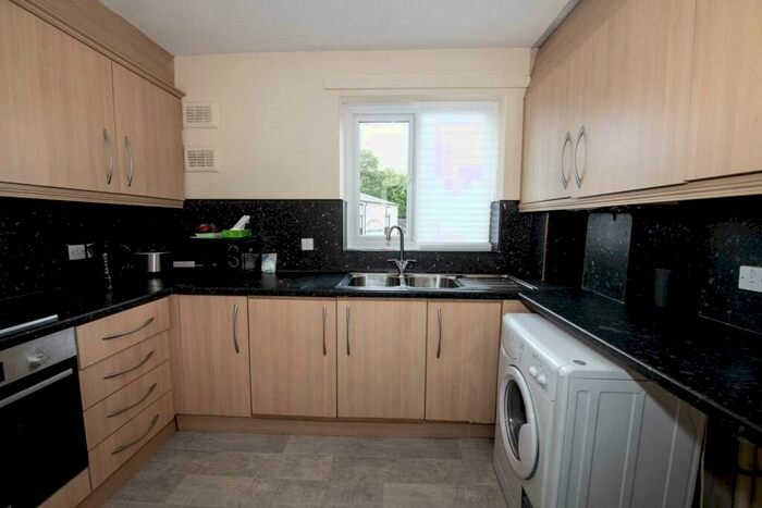 2 Bedroom Apartment To Rent In Haslam Court, Salford, M7