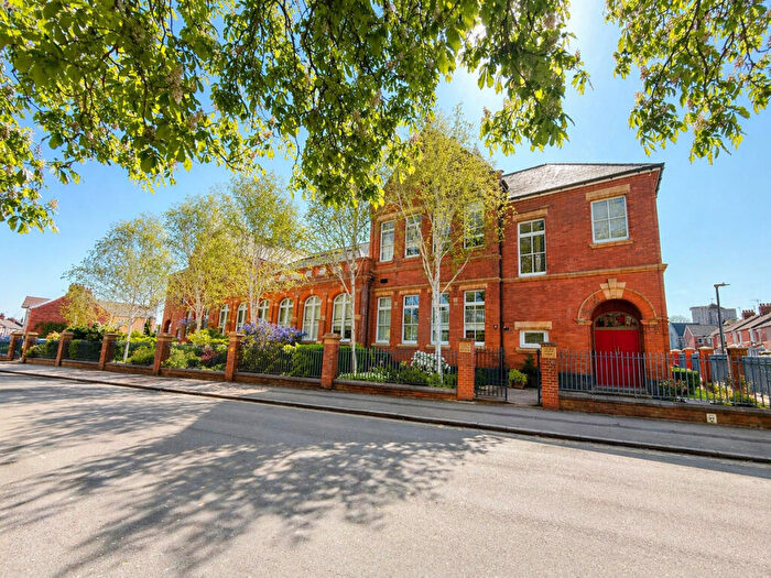 2 Bedroom Apartment For Sale In Euclid Street, Swindon, SN1