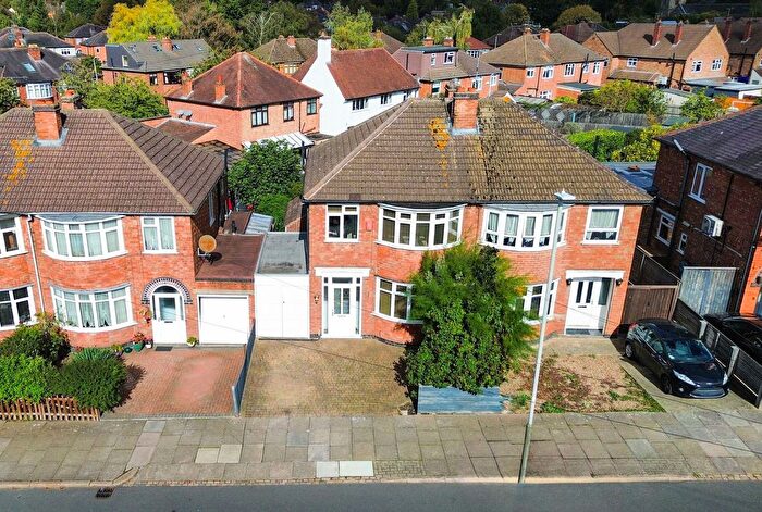 3 Bedroom Semi-Detached House For Sale In Overdale Road, Knighton, Leicester, LE2
