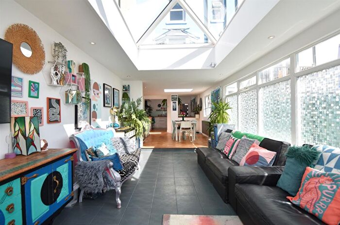 4 Bedroom Terraced House For Sale In Edgar Road, Hastings, TN35