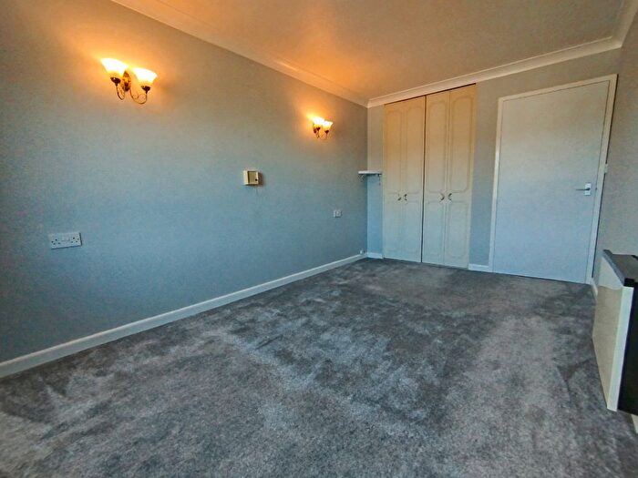 1 Bedroom Flat To Rent In Bushfield, Orton Goldhay, Peterborough, PE2