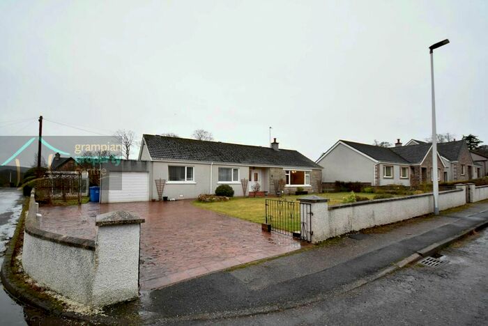 4 Bedroom Detached Bungalow For Sale In Inchberry Place, Fochabers, Morayshire, IV32