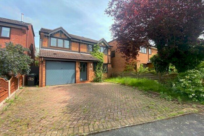 4 Bedroom Property To Rent In Green Park Road, Bromsgrove, B60