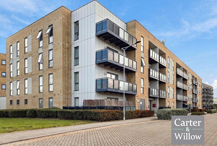 1 Bedroom Flat For Sale In Farsby House, Manwell Lane, Barking, IG11