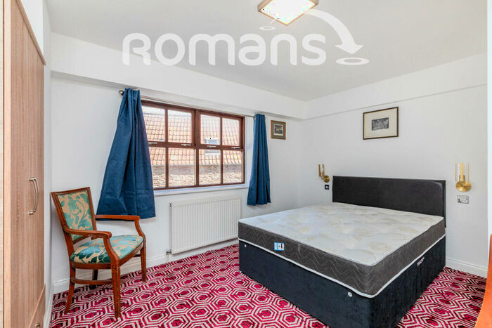 Studio To Rent In High Street, Winterbourne, BS36