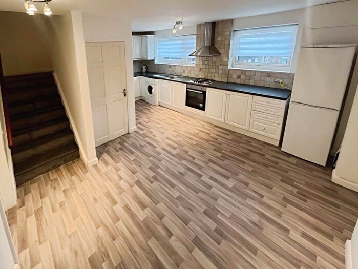 2 Bedroom Apartment To Rent In Green Street, Alderley Edge, Cheshire, SK9