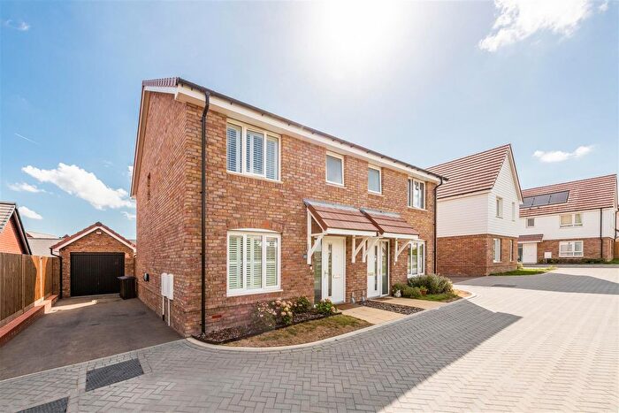 3 Bedroom Semi-Detached House For Sale In Barton Way, Hassocks, BN6