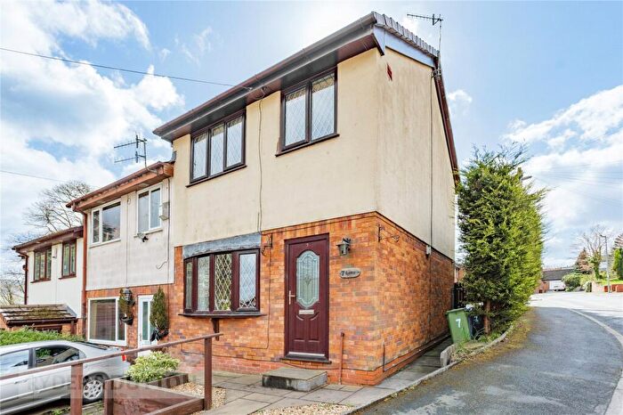2 Bedroom End Of Terrace House For Sale In Chellow Dene, Mossley, OL5