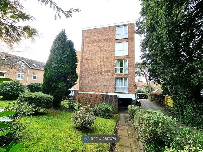 2 Bedroom Flat To Rent In Alverton Court, Bournemouth, BH2