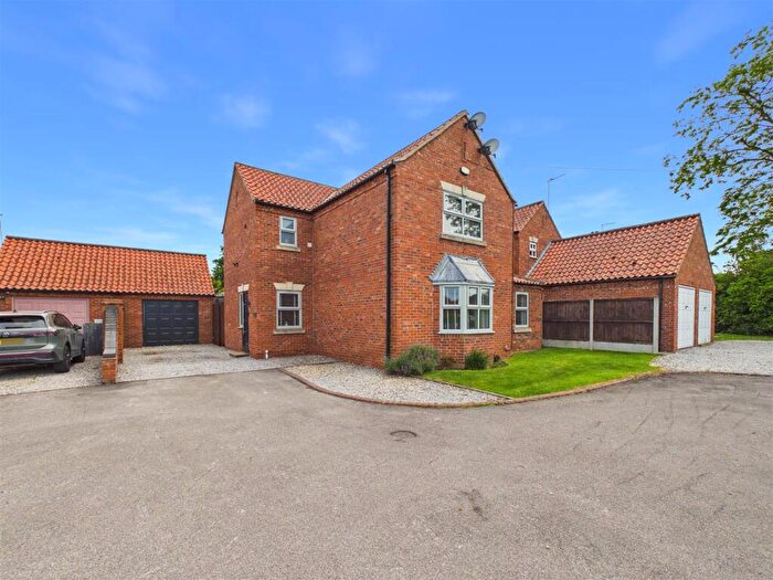 4 Bedroom Detached House For Sale In Appleton Court, North Cave, HU15