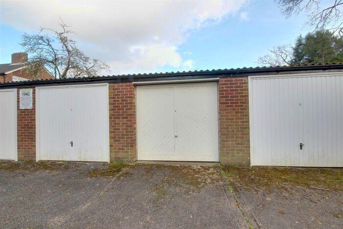 Property To Rent In Culloden Road, Enfield, EN2