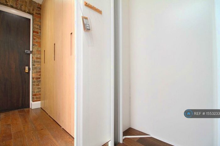 2 Bedroom Terraced House To Rent In Stroud Green Road, London, N4