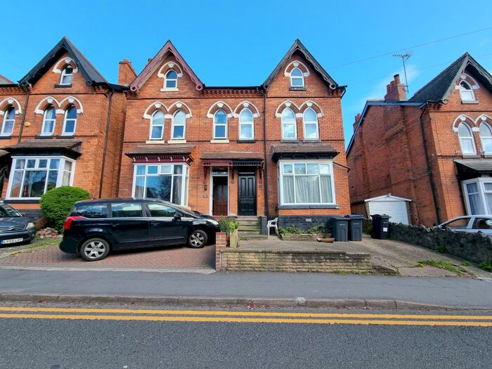5 Bedroom House To Rent In Station Road, Acocks Green, Birmingham, B27