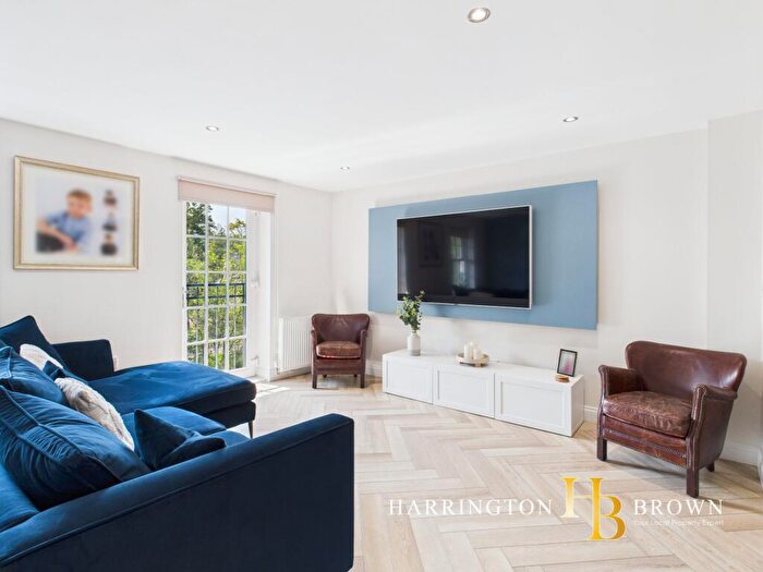 4 Bedroom Town House For Sale In The Derwent Flour Mill, Shotley Bridge, DH8