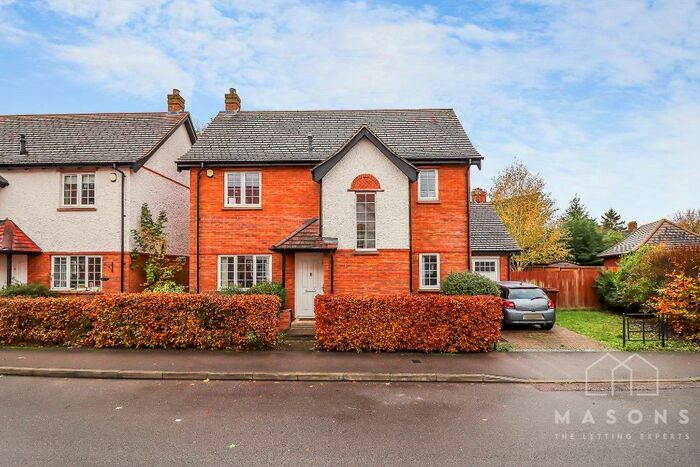 3 Bedroom Detached House To Rent In Wissen Drive, Letchworth, SG6