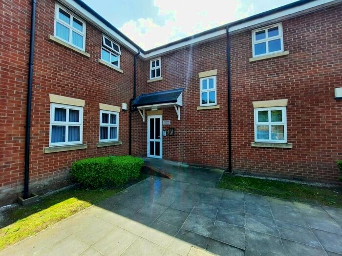 Studio To Rent In Marshes Fold, Parsonage Road, Walkden, M28