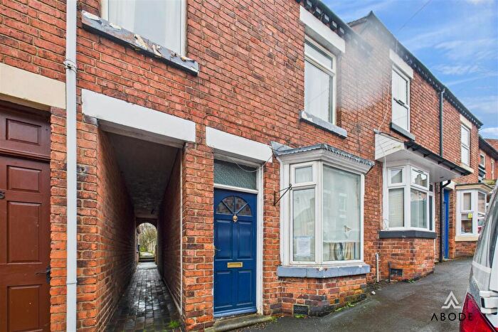 2 Bedroom Terraced House For Sale In South Street, Ashbourne, Derbyshire, DE6