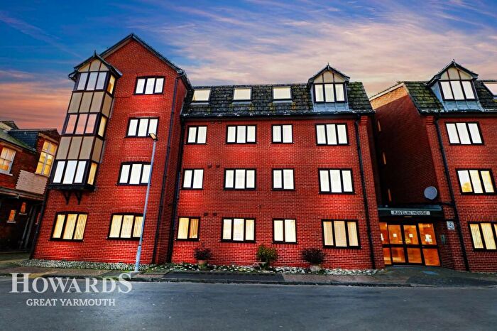 2 Bedroom Flat For Sale In St Peters Plain, Great Yarmouth, NR30