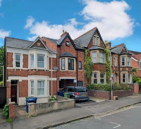 6 Bedroom Semi-Detached House To Rent In Divinity Road, East Oxford, OX4