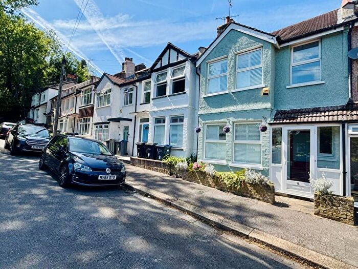 3 Bedroom Terraced House For Sale In Cross Road, Purley, CR8