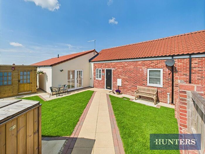 2 Bedroom Bungalow For Sale In Holly Close, Buckton, YO15