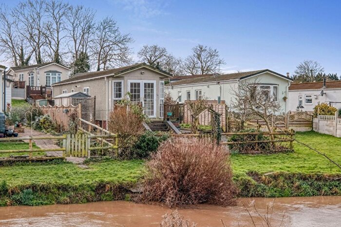 2 Bedroom Park Home For Sale In Oversley Mill Park, Oversley Green, Alcester, B49