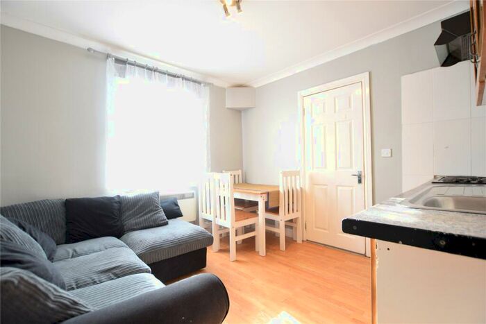 1 Bedroom Apartment To Rent In William Street, Reading, Berkshire, RG1