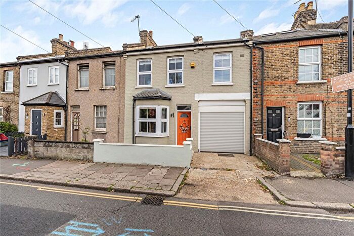 3 Bedroom Terraced House For Sale In Worton Road, Isleworth, TW7