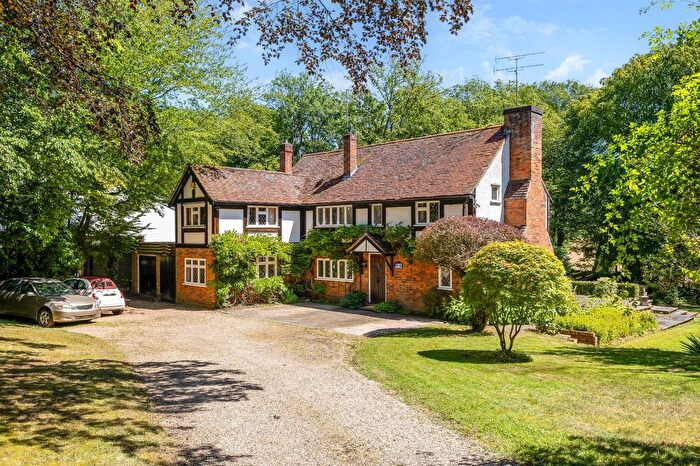 5 Bedroom Detached House For Sale In Firs Walk, Tewin, Welwyn, AL6