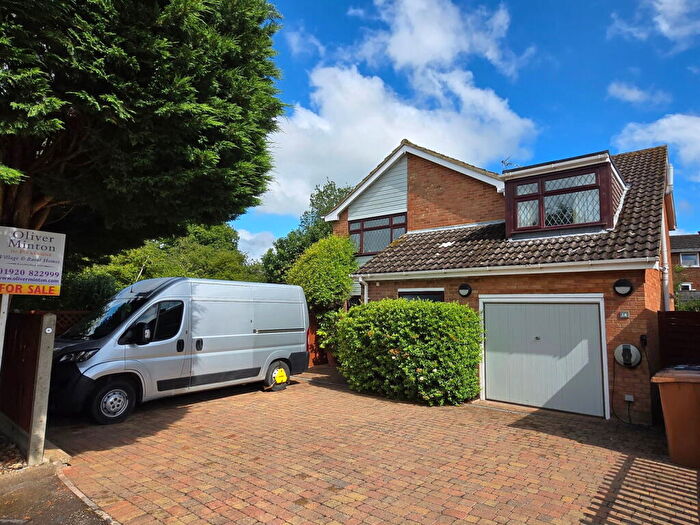 4 Bedroom Detached House For Sale In The Moat, Puckeridge, Herts, SG11
