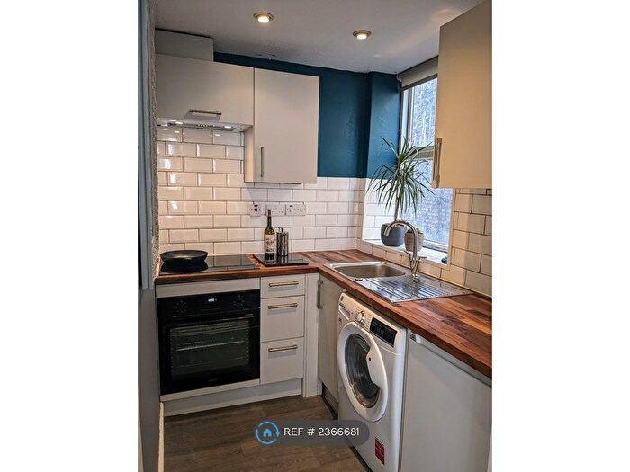 Studio To Rent In St Mary's, York, YO30